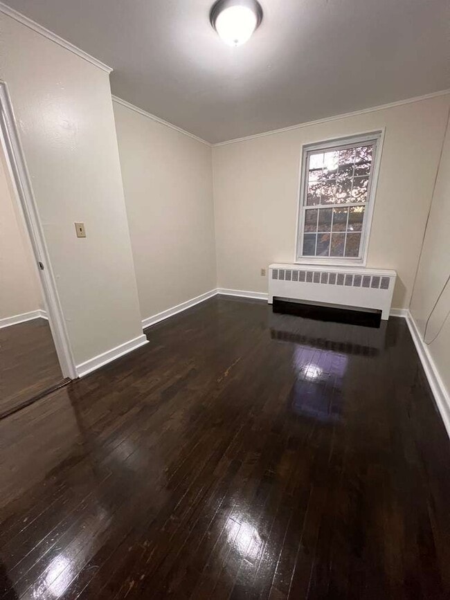 Building Photo - 271 Pennsylvania Ave