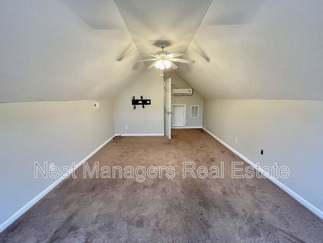 Building Photo - 490 Greywalls Ct