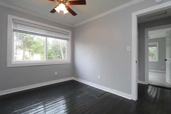 Building Photo - Live in East Hill! 3BR Historic Gem Just M...