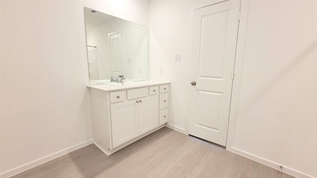 Building Photo - 27634 Spearmint Ridge Dr