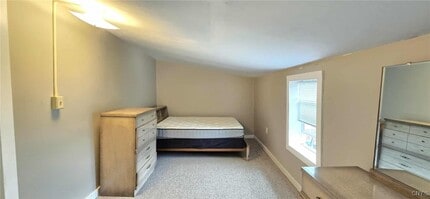 Building Photo - 17 Frank St