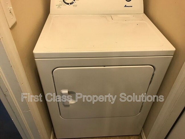 Building Photo - 19816 Serenade Way