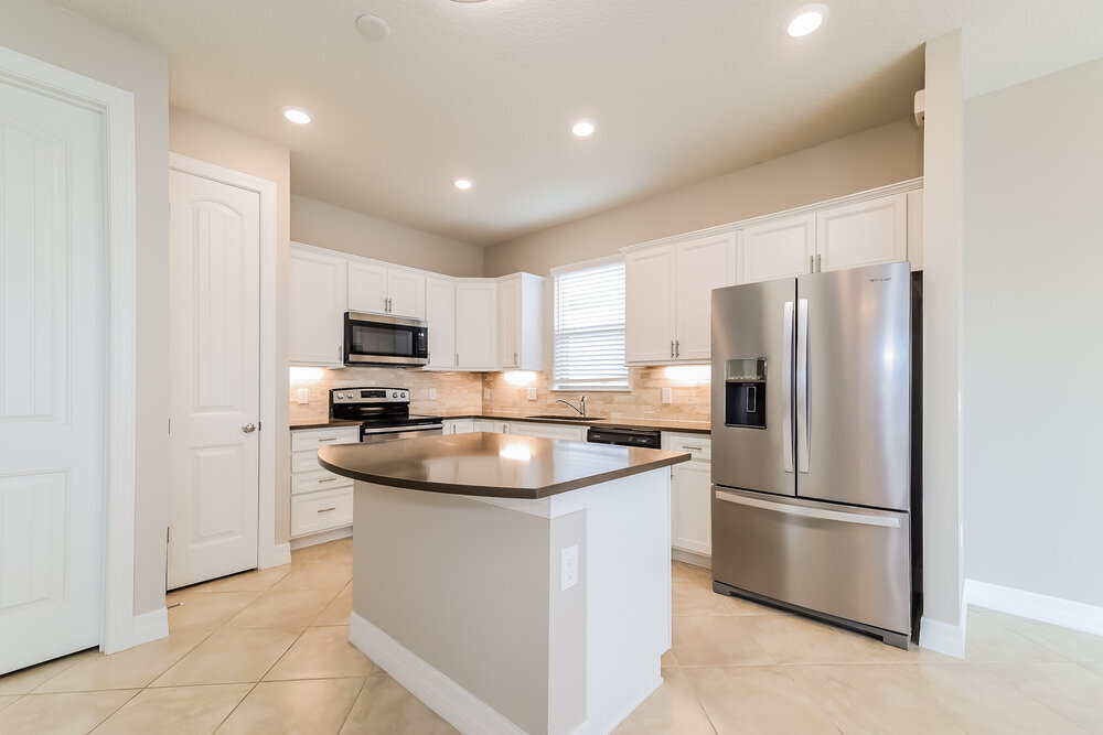 Building Photo - 1761 Cayman Cove Cir