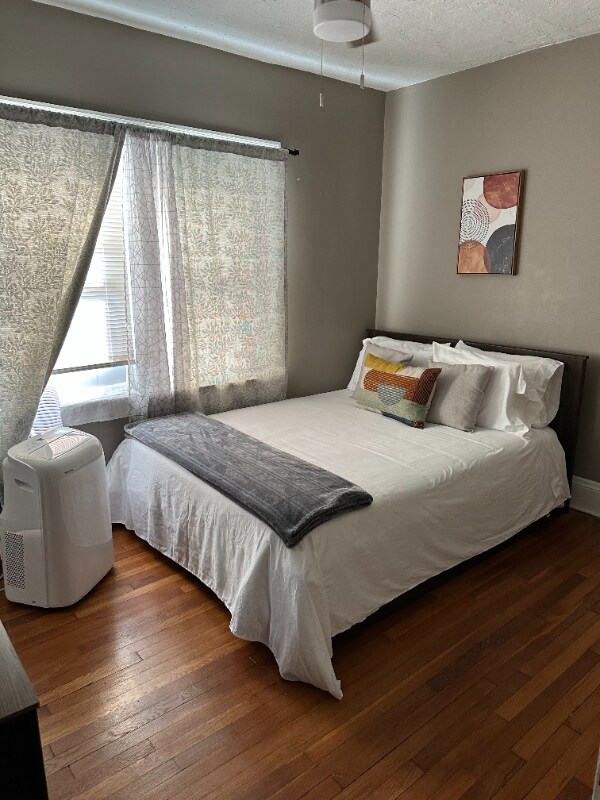 Building Photo - 3120 E Derbyshire Rd