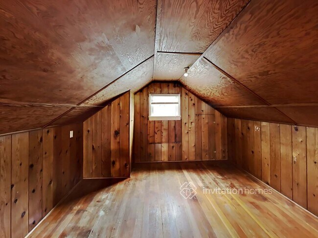 Building Photo - 6423 100th St SW