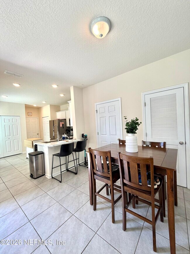 Building Photo - 845 Observatory Pkwy