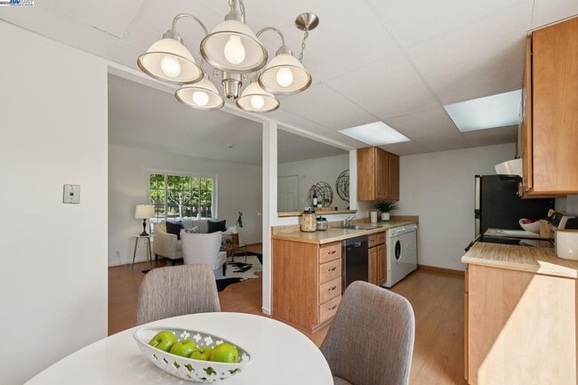 Building Photo - 1504 137th Ave