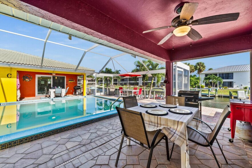 Building Photo - 1019 SE 40th St