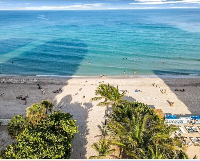 Building Photo - 19201 Collins Ave