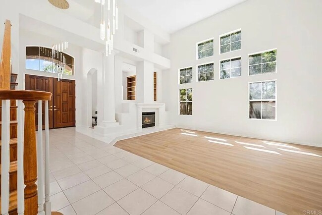 Building Photo - Beautiful Home in Murietta