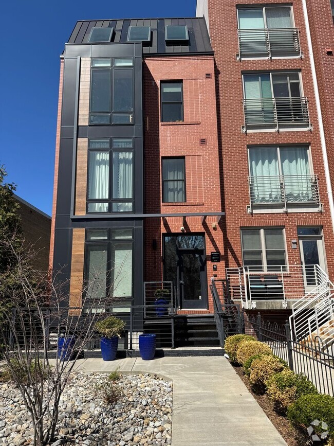 Building Photo - Newly Developed One Bedroom W/Washer & Dry...