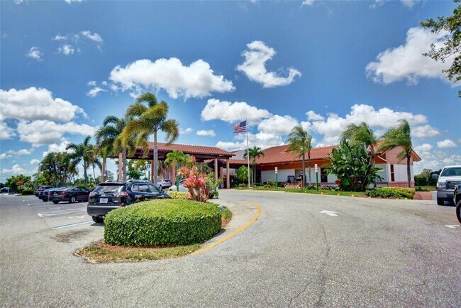 Building Photo - 5710 Princess Palm Ct