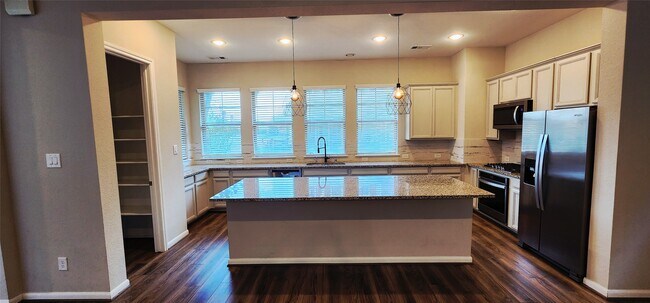 Building Photo - 9523 Caddo Ridge Ln