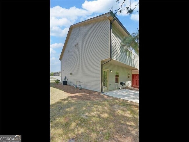 Building Photo - 329 Turtle Creek Dr