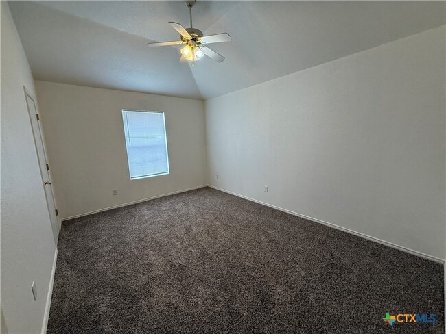 Building Photo - 4403 Deek Dr