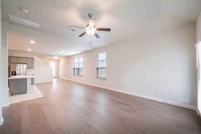 Building Photo - 8208 Cottage Rose Dr