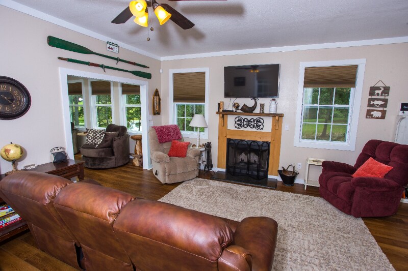 Building Photo - 590 St Luke Church Rd