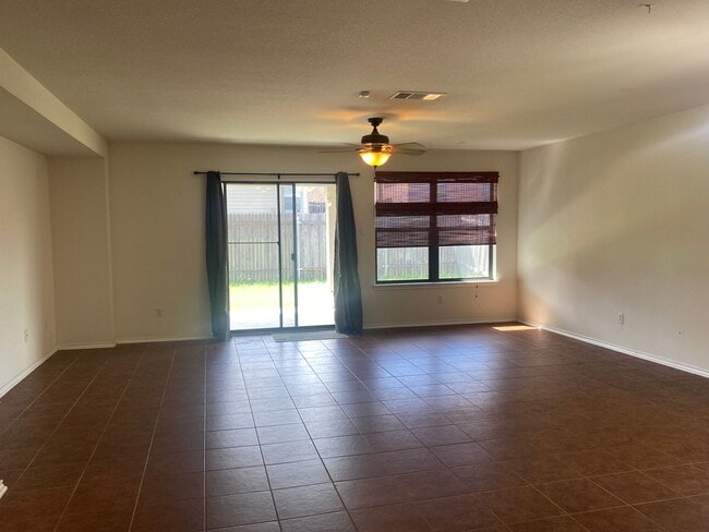 Building Photo - 3 BEDROOM, PLUS STUDY,  BELTON ISD