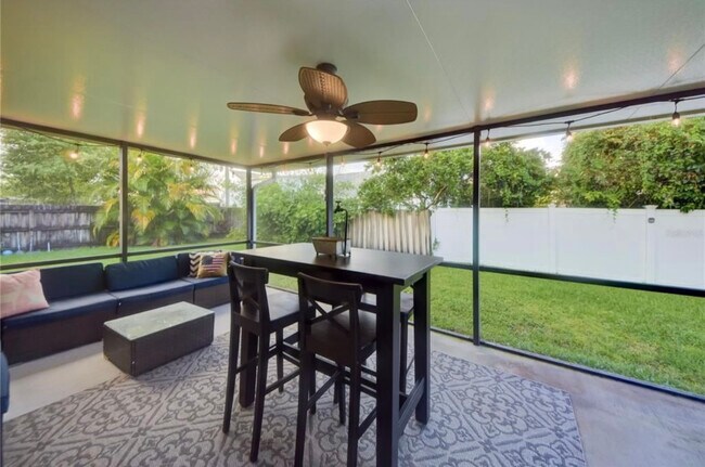 Building Photo - 8933 Bayaud Dr