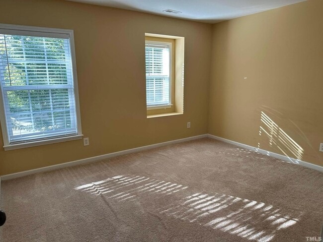 Building Photo - 213 Bikram Dr