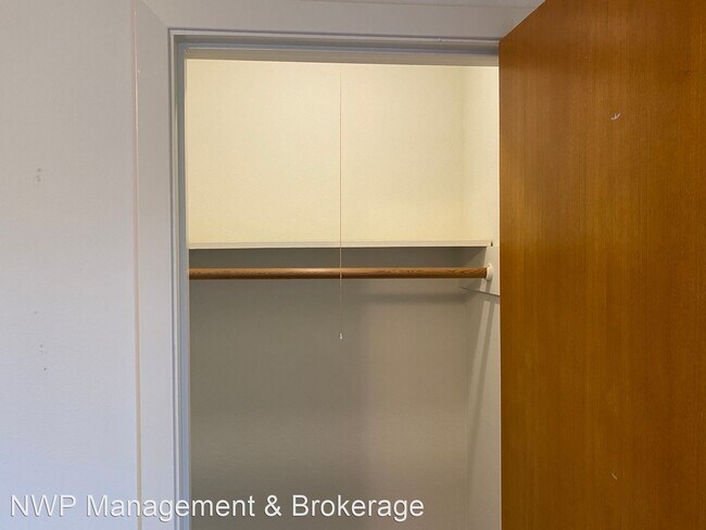 Building Photo - 2 br, 1 bath House - 1618 Susan Dr.