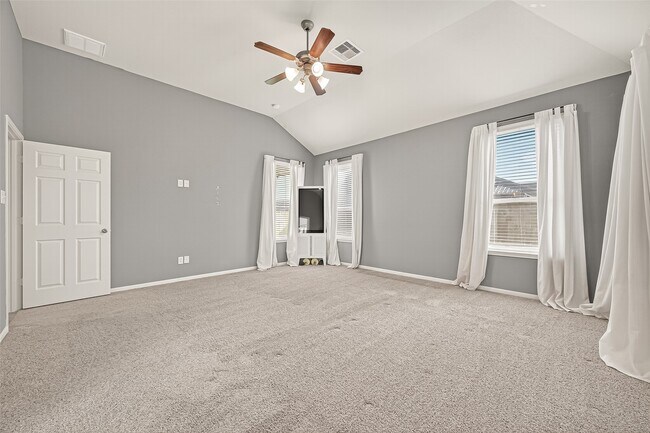 Building Photo - 18507 Sleeping Bear Wy