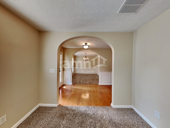 Building Photo - 2673 Berry Ridge Ct