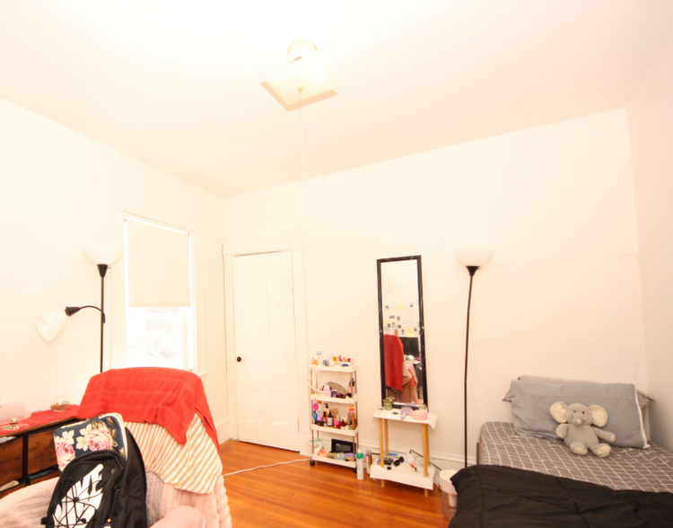 Building Photo - 23 Aldie St