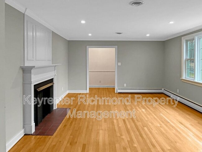 Building Photo - 4233 Pawnee Rd