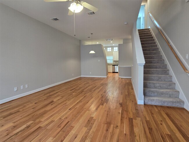 Building Photo - 8705 Bryam St