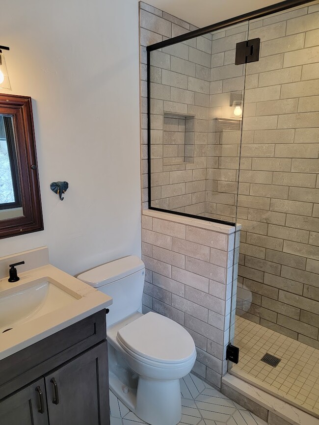 Building Photo - 311 Andora Ln