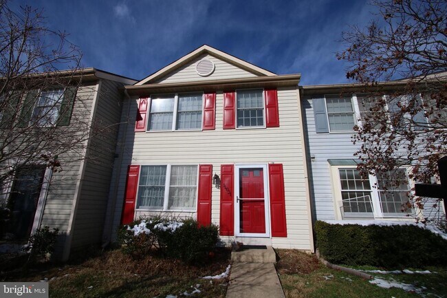 Building Photo - 11021 Outpost Dr