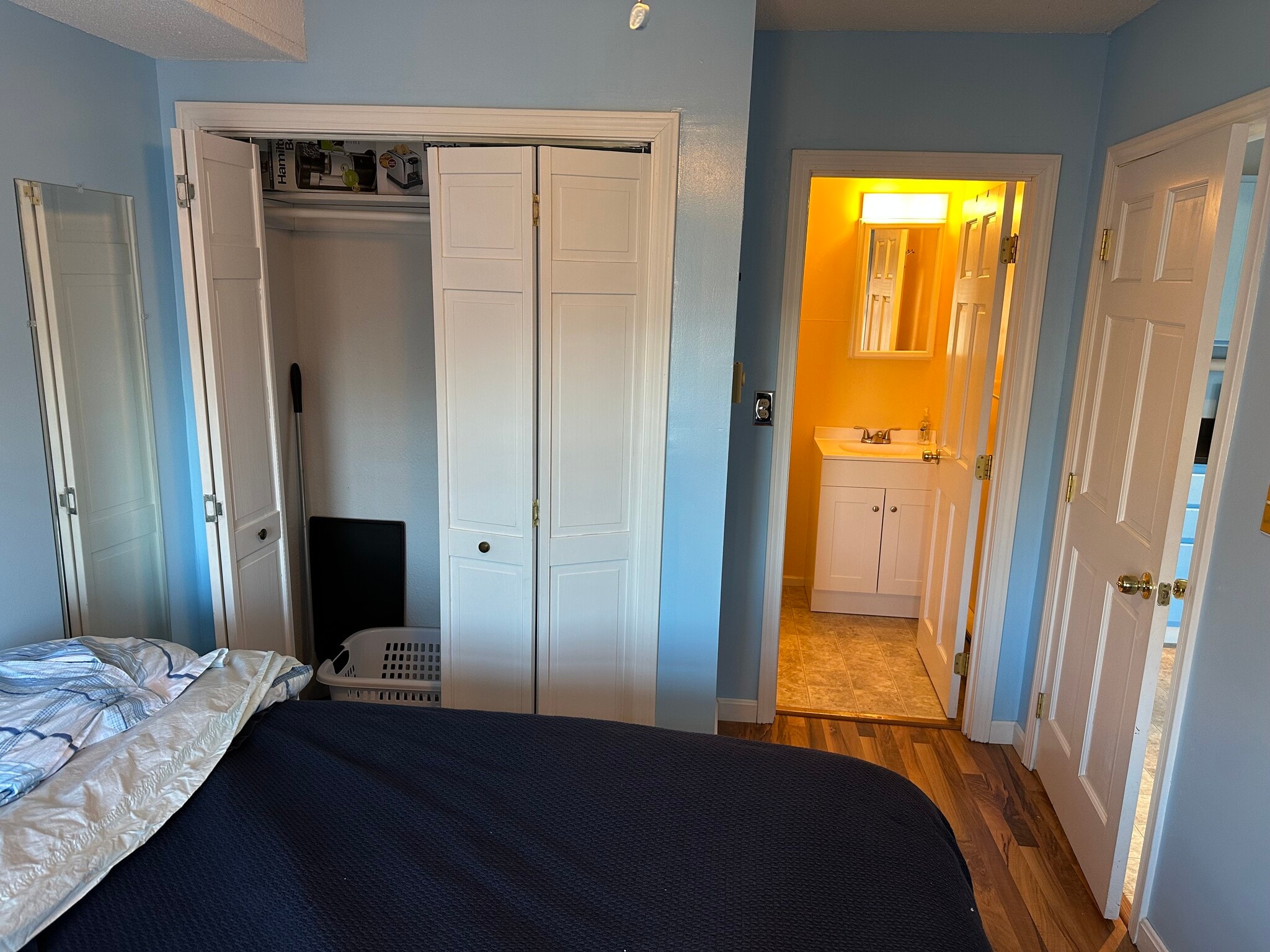 Building Photo - 90 Fleet St