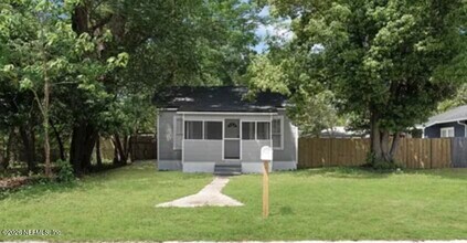 Building Photo - 1580 Hamilton St