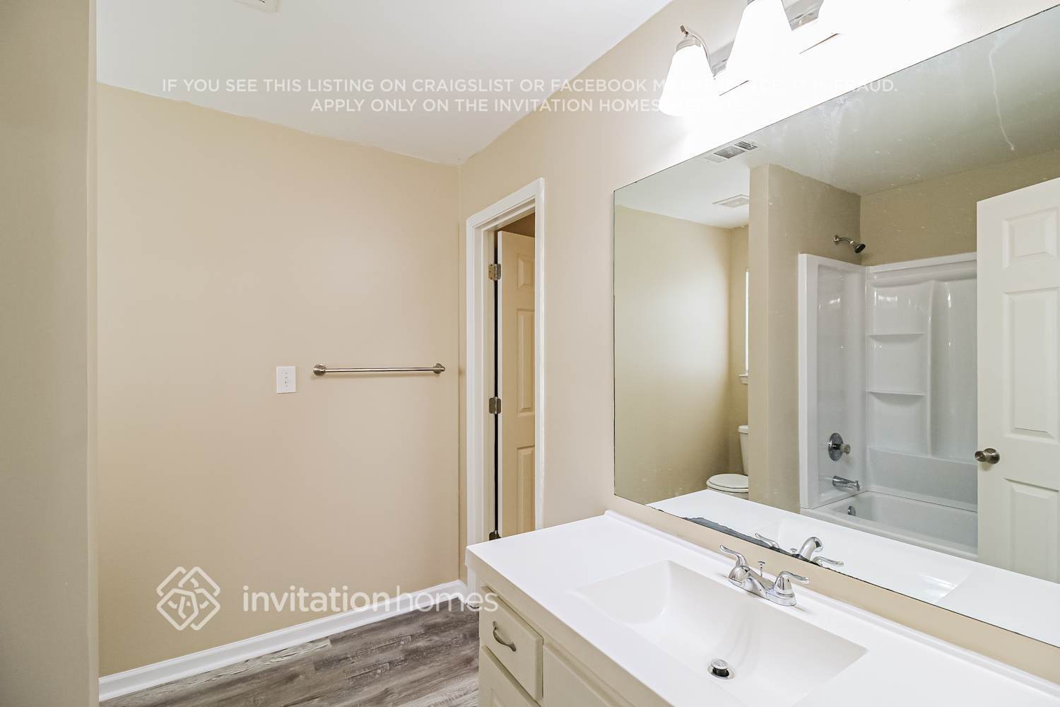 Building Photo - 1092 Meadow Glen Cir