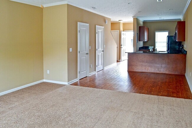 Building Photo - Adderman Point- 2 bed/2.5 bath Apartment