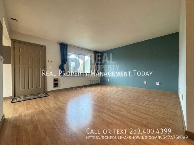 Building Photo - 1712 S 39th St