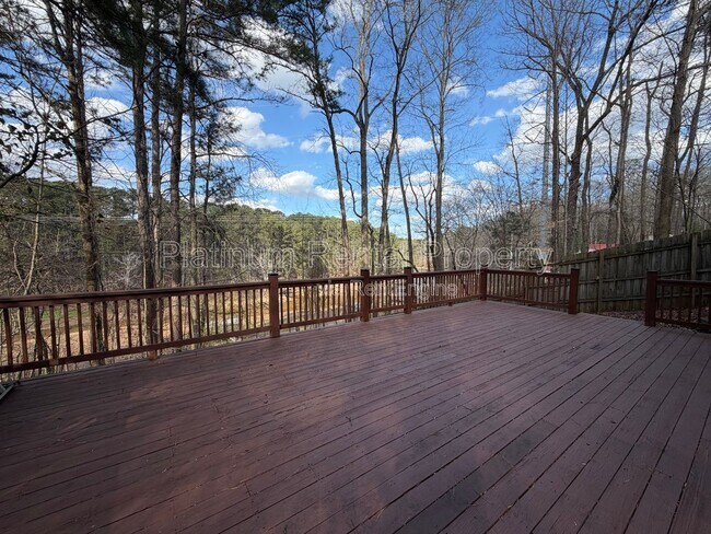 Building Photo - 835 Timber Lake Trail