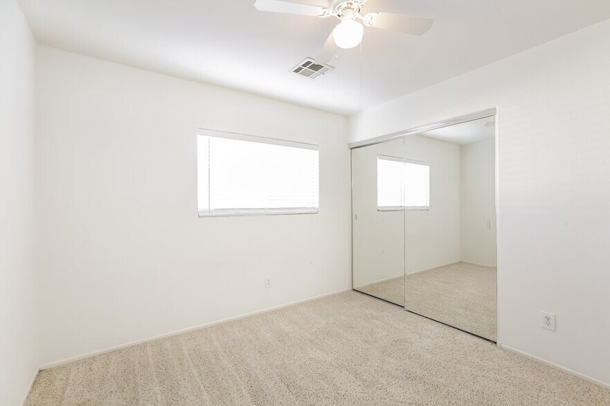 Building Photo - 710 Loughton St