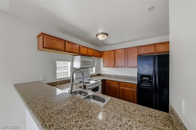 Building Photo - 2101 Blue Breeze Dr