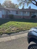 Building Photo - 1107 Schiro Ct