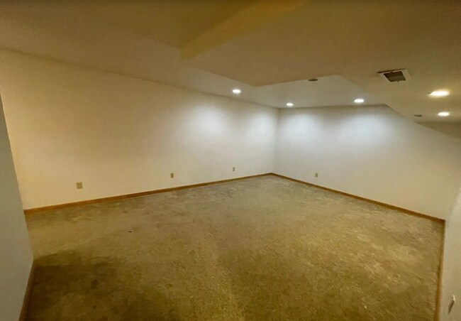 Building Photo - 16134 Silver Shadow Ln