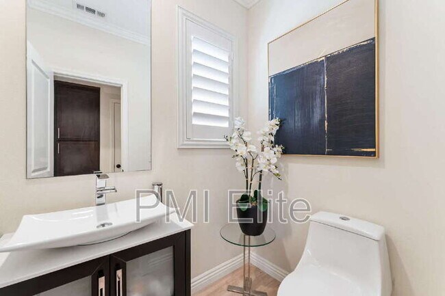 Building Photo - 21713 Bene Dr