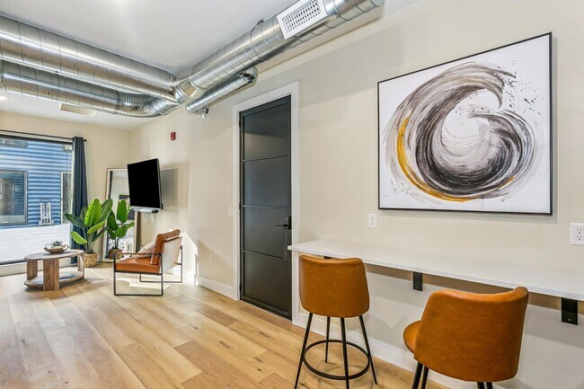 Building Photo - MOVE IN SPECIAL: MOVE IN BY APRIL 1, GET $1000 credit towards rent and/or monthly fees!