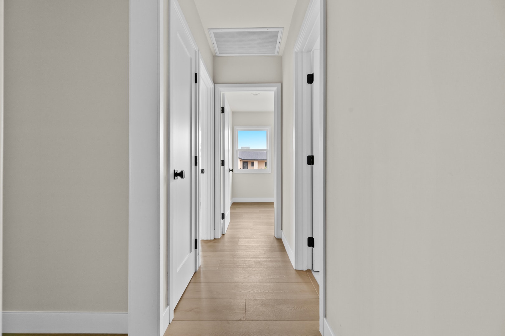 Building Photo - 6921 Bluebell Ave