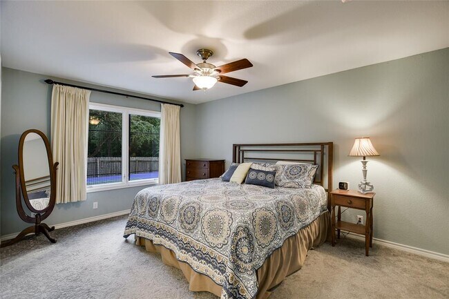 Building Photo - 7615 Rockpoint Dr
