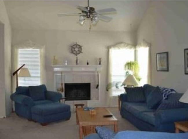 Building Photo - 10025 Cherry Hill Ln