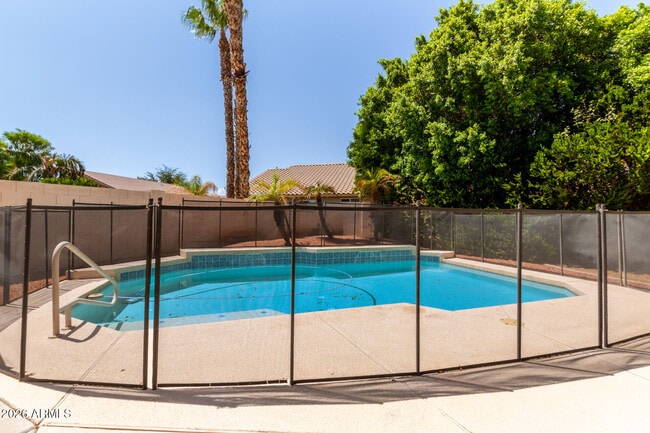 Building Photo - 2232 S Nielson St