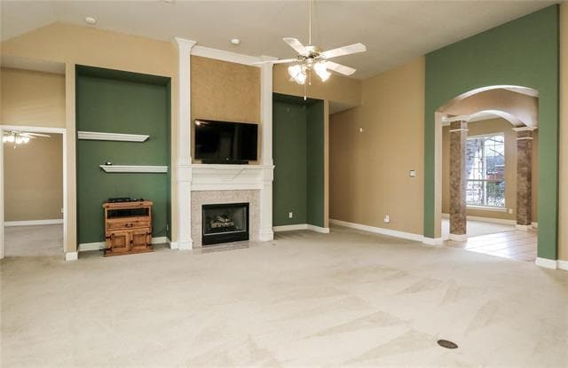 Building Photo - 717 Summerfield Dr