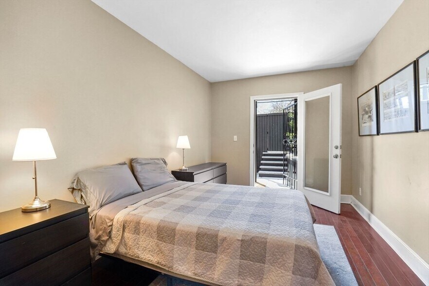 Building Photo - 685 Massachusetts Ave